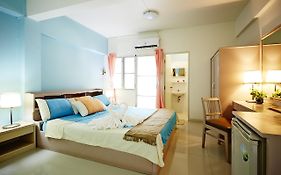 We Train Hotel Don Muang